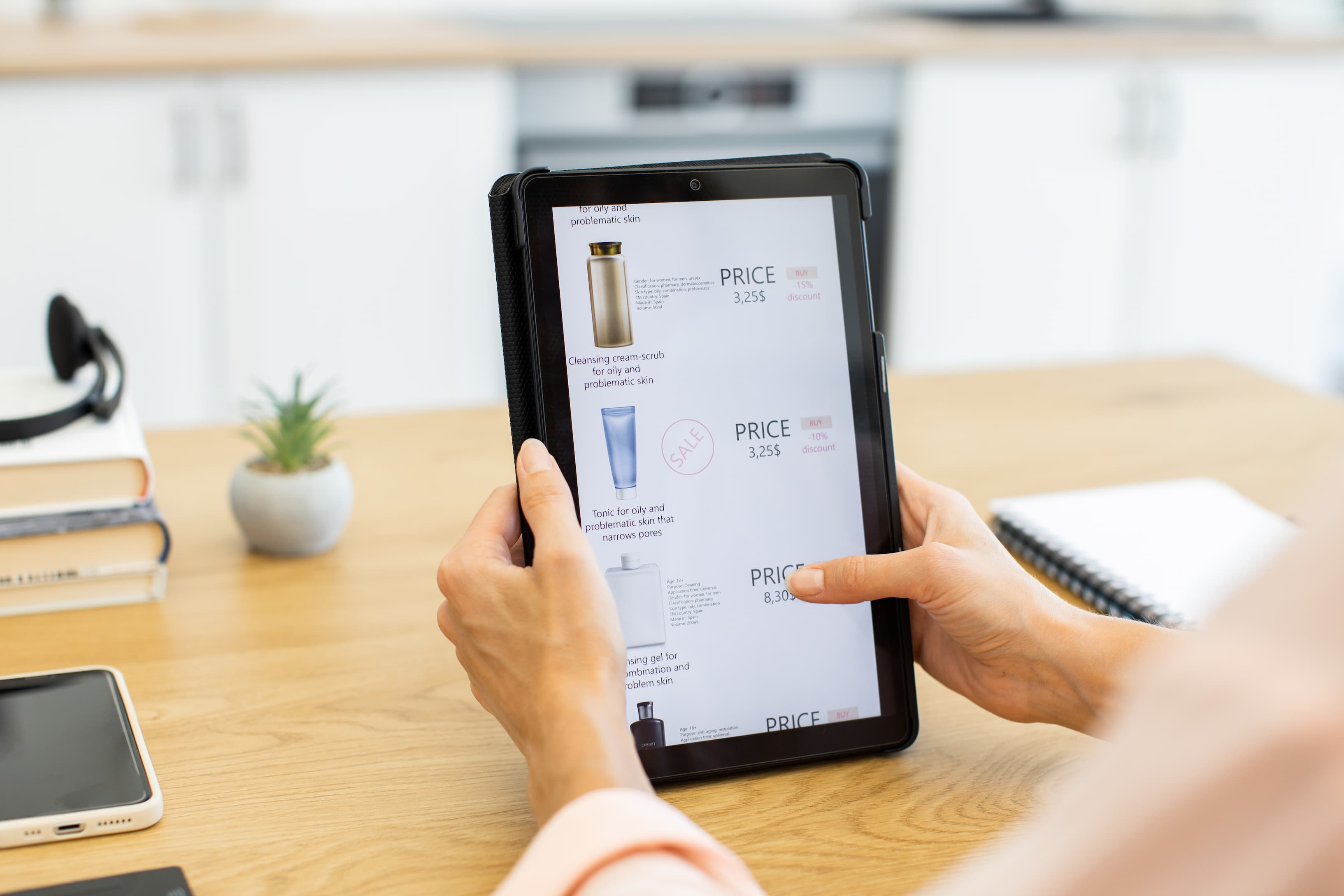Katalog Online vs Marketplace: Mana yang Lebih Cocok untuk Bisnis?